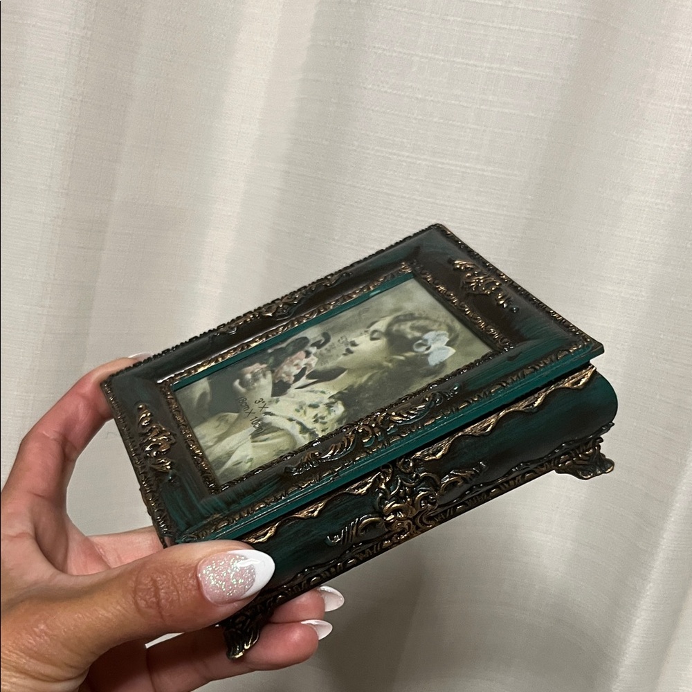 Vintage-Style Teal Decorative Music Jewelry Box with Photo Frame